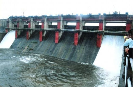 इराई बांध के 2 गेट खोले गए, नदी किनारे स्थित गांवों को सतर्कता के निर्देश