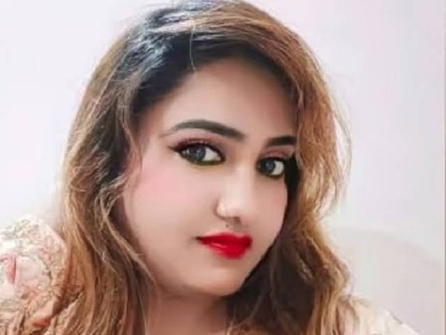 सना खान हत्याकांड में पुलिस को मिला अहम सुराग, सोफे से बरामद खून के धब्बे सना के ही निकले.